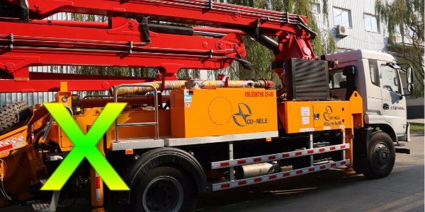 小型混凝土泵車為什么會產(chǎn)生側(cè)翻，應(yīng)當(dāng)及早預(yù)防——科尼樂