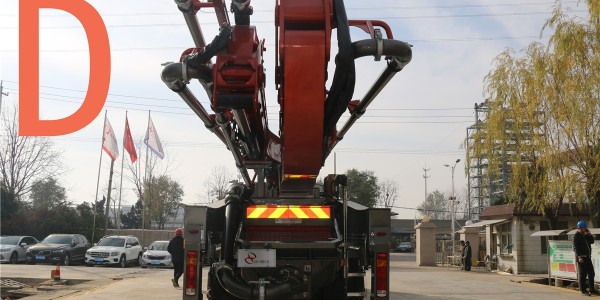 在選擇一臺混凝土泵車前要考慮哪些因素？