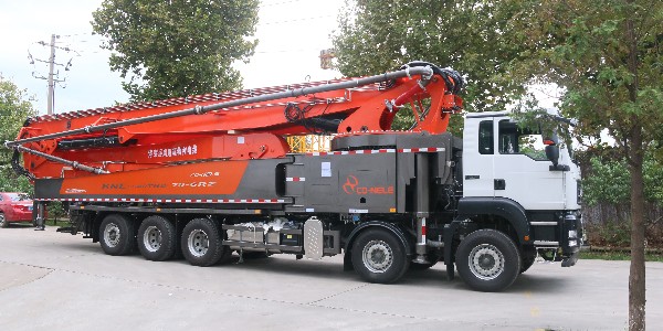 當(dāng)混凝土泵車操作不當(dāng)時(shí)的危害有哪些？