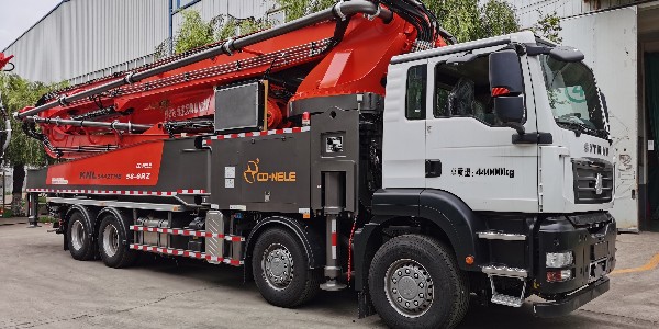 泵車的軟管也要時刻注意