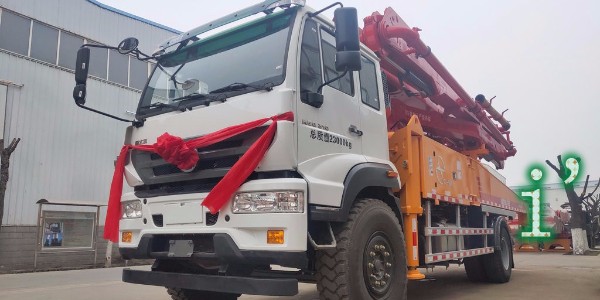 泵車使用前必須強行排泄的目的是什么？泵車價格合適，值得信賴