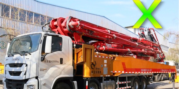 小型混凝土泵車是否堵管怎樣進(jìn)行判斷？——科尼樂