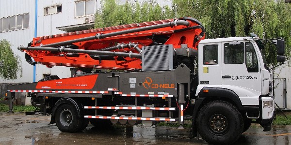 哪幾點(diǎn)是你在購(gòu)買(mǎi)泵車(chē)之前需要考慮的？