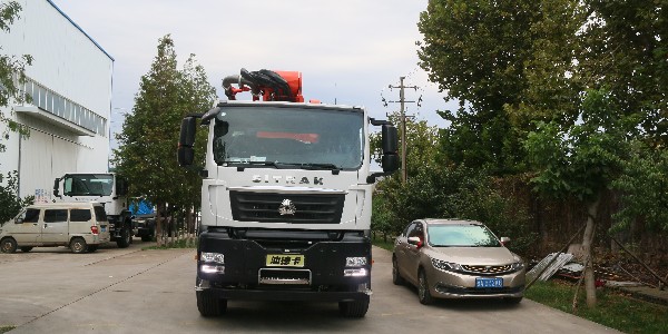 泵車如何減輕自重？