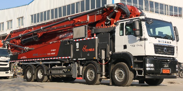 泵車發(fā)動(dòng)機(jī)除驅(qū)動(dòng)時(shí)，還應(yīng)注意什么