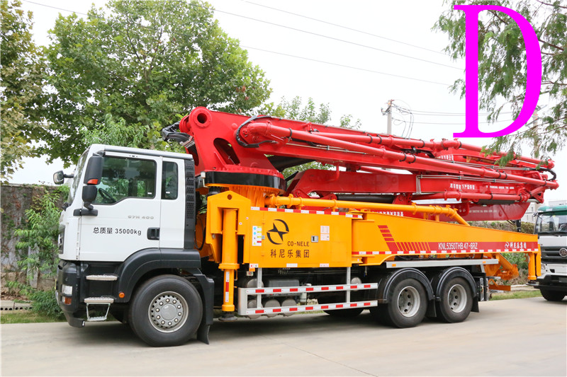 青島小型混凝土泵車價格 (6)