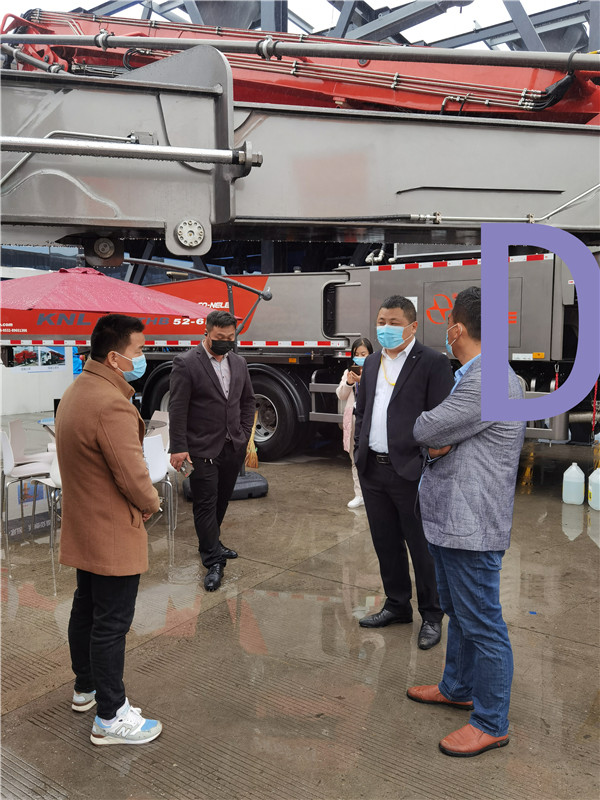 青島混凝土泵車(chē)價(jià)格 (38)