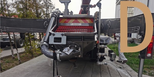 如何處理混凝土泵非堵塞性中斷的情況？